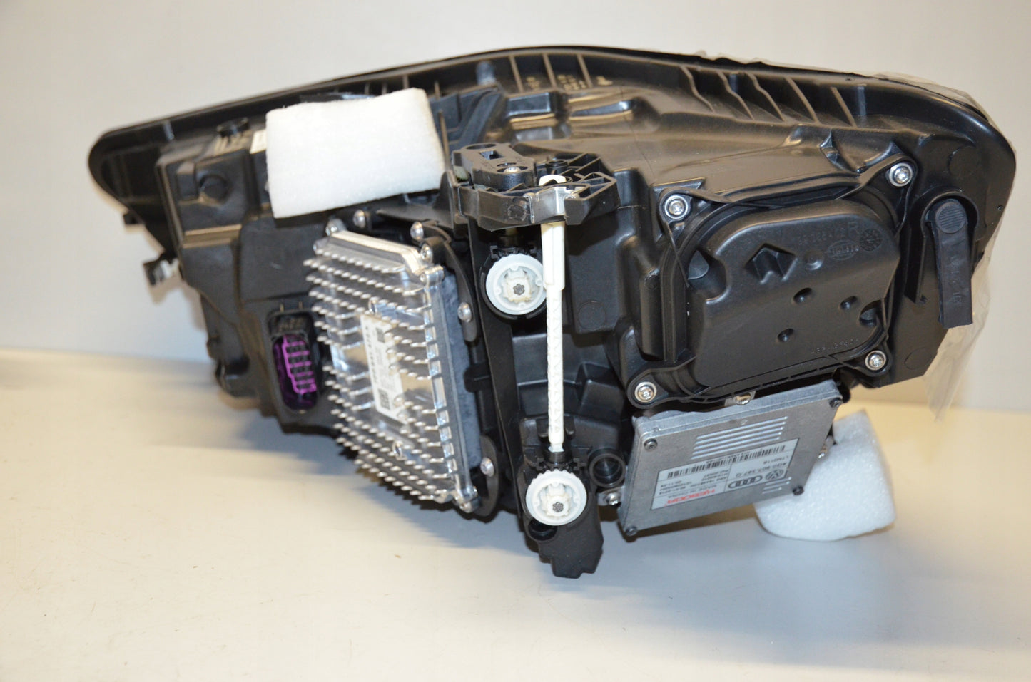 Audi A6 C7 facelift headlight Full LED, OEM, Part number: 4G0941774H 4G0941773H