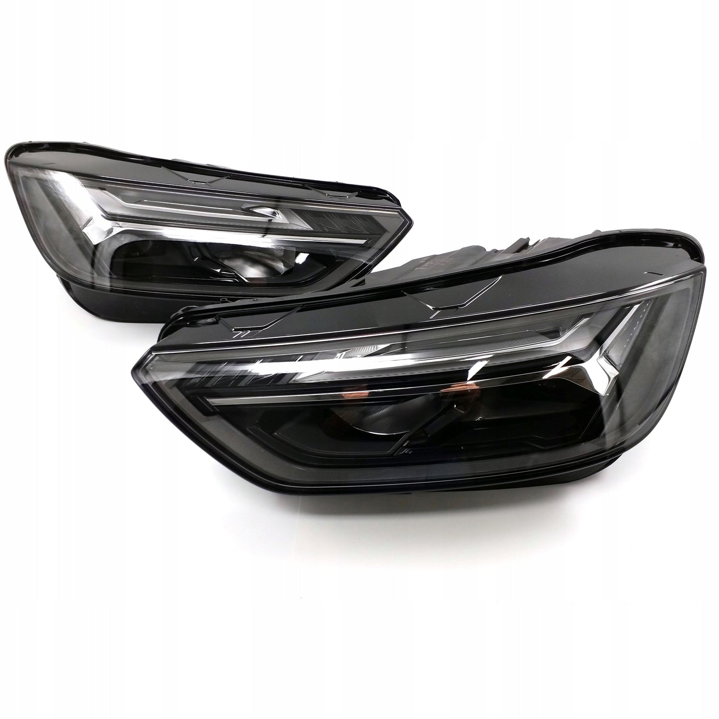 Audi Q5 Headlight LED Facelift, OEM, Part number: 80A941033F, 80A941034F