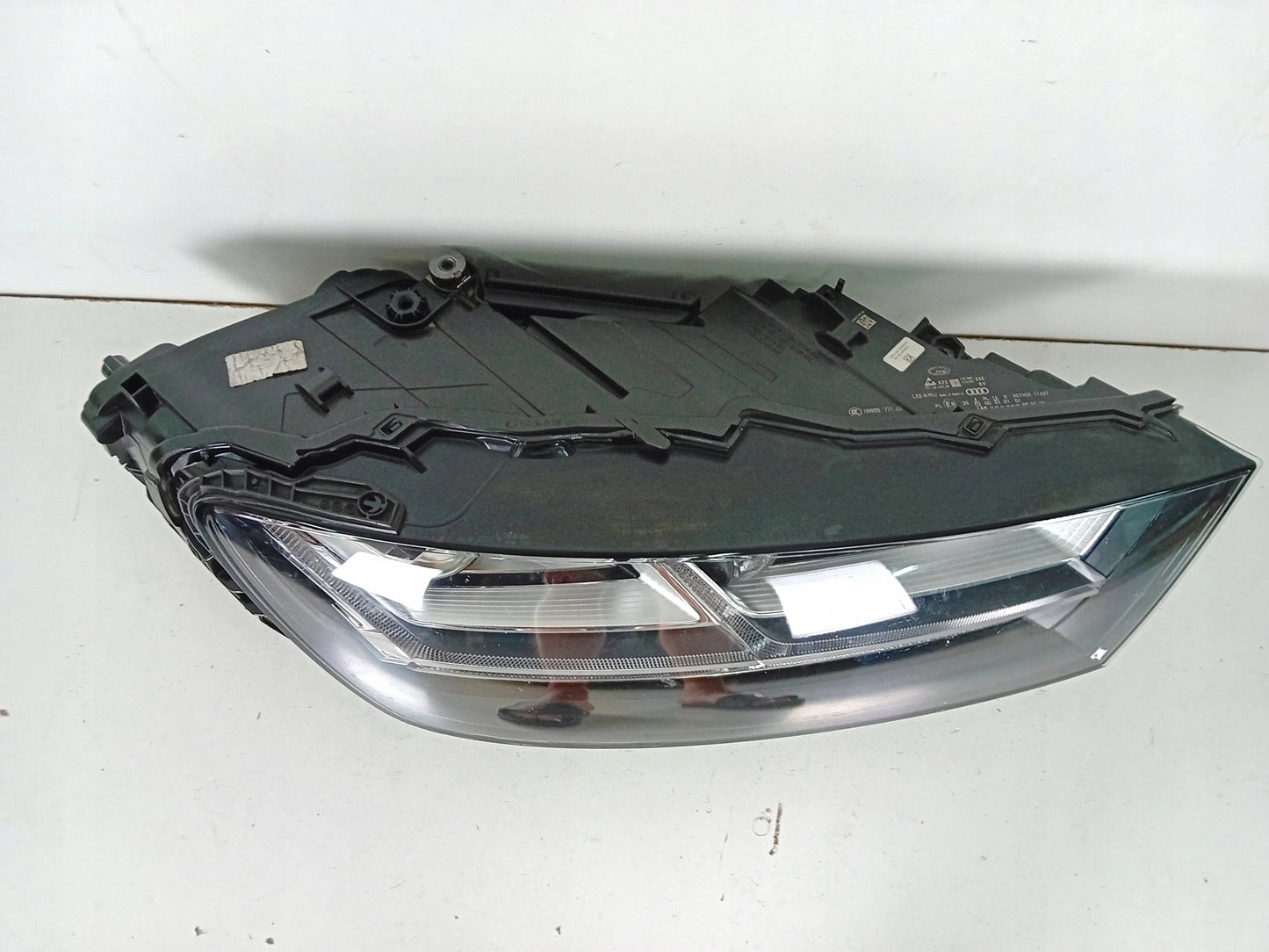 Audi Q7 Headlight Matrix RH, OEM, Part number: 4M0941036