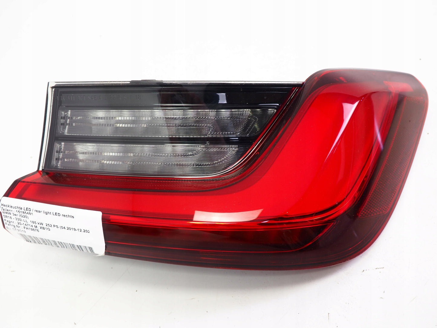 BMW G20 US Spec Tail light RH and LH, OEM, Part number: 2453676588