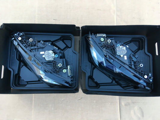 BMW 4 series USA headlight Black shadow line, L + R, OEM, Part number: