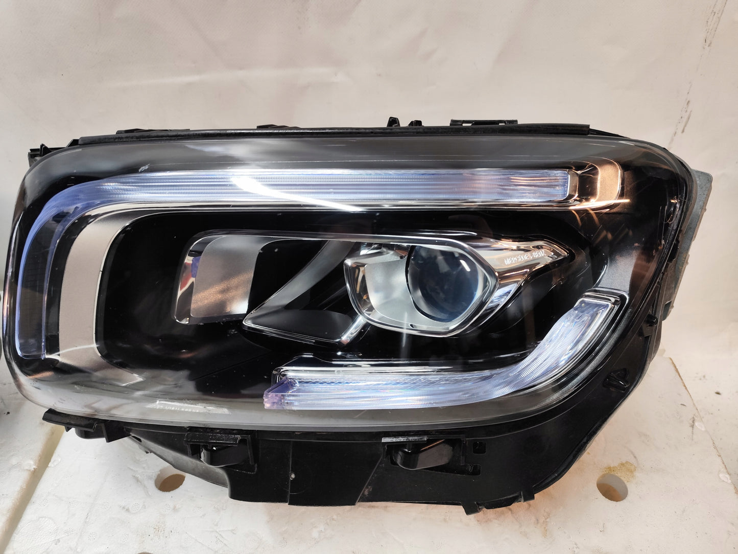 Mercedes Benz GLB 247 headlight LED performance, OEM, Part number: A2479063200 , A2479063100