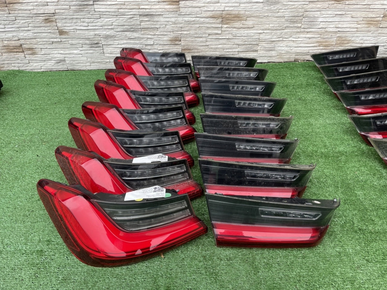 BMW G20 G80 USA Tail light LH, OEM, Part number: 7495085 7495089