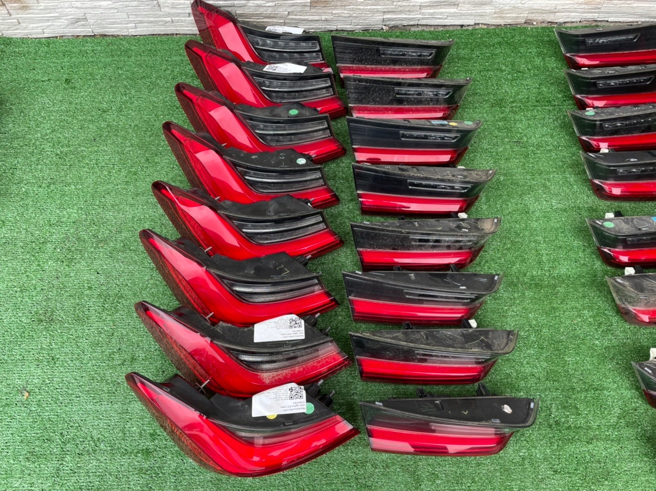 BMW G20 G80 USA Tail light LH, OEM, Part number: 7495085 7495089