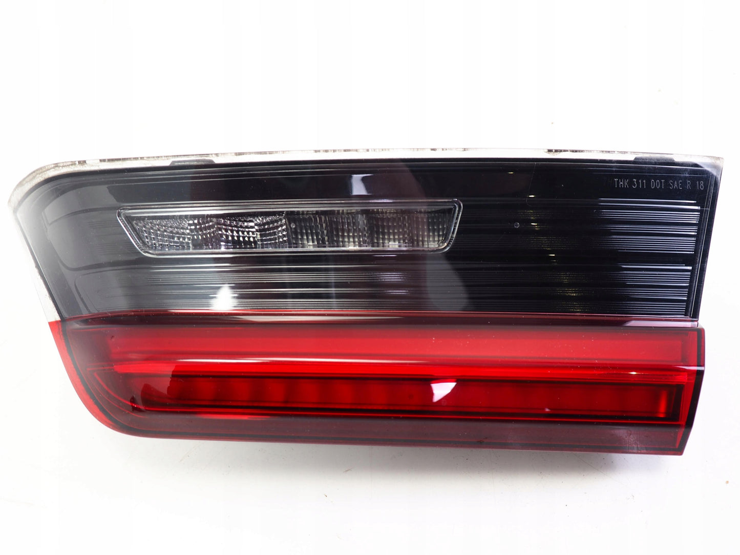 BMW G20 US Spec Tail light RH and LH, OEM, Part number: 2453676588