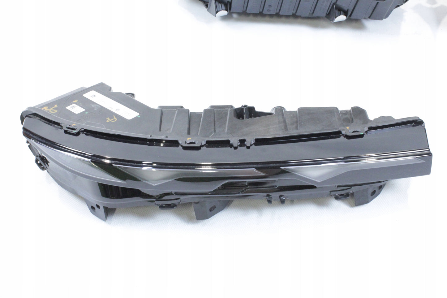 BMW G09 XM Complete LED US Spec, OEM