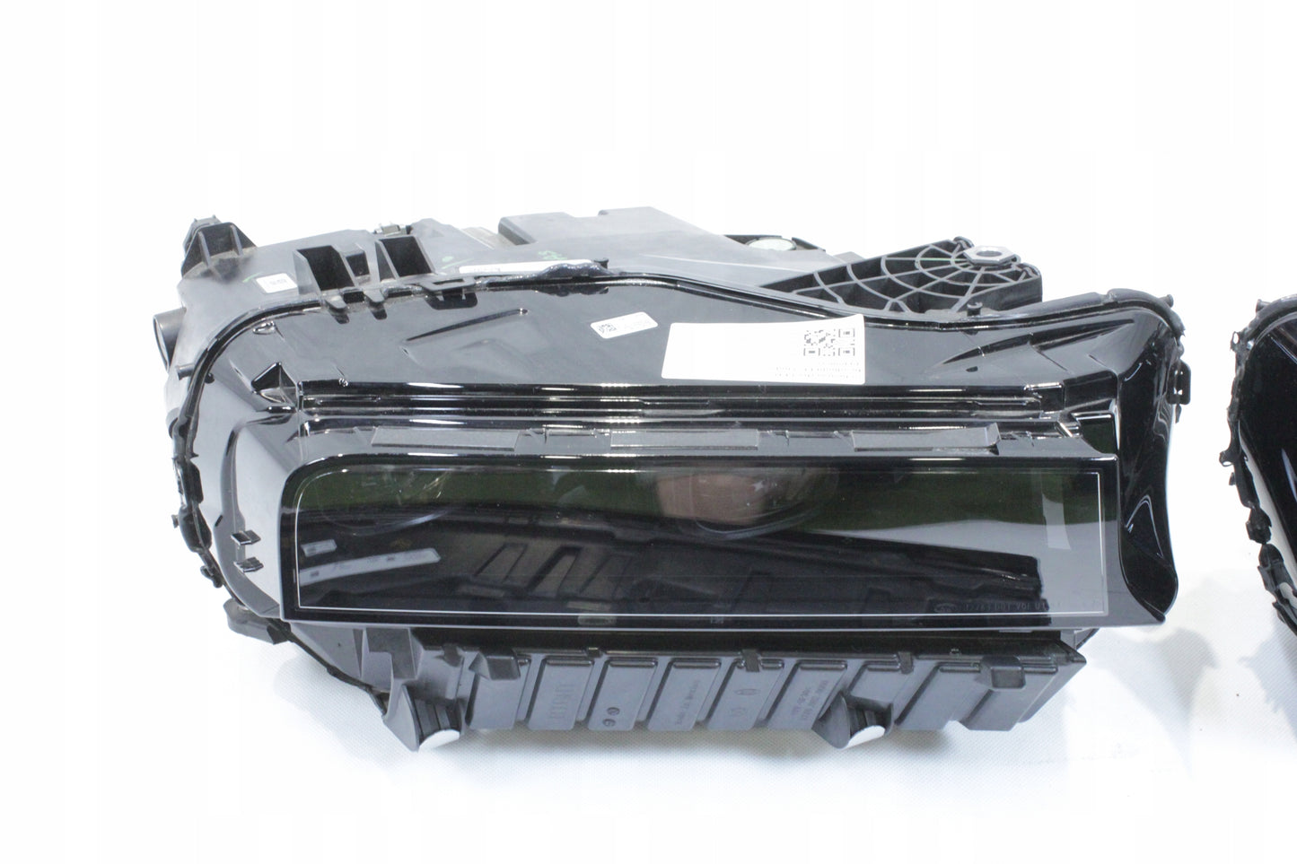 BMW G09 XM Complete LED US Spec, OEM