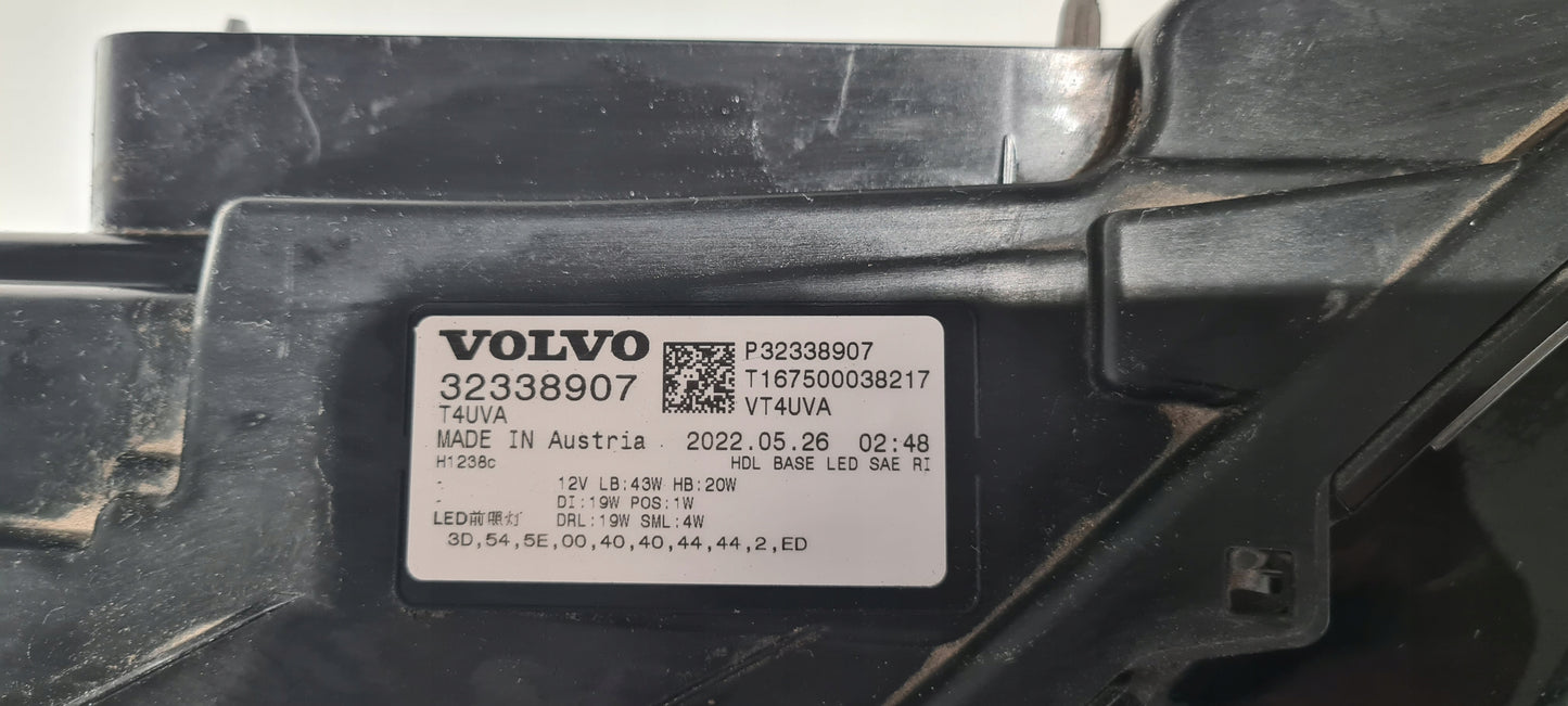 Volvo XC40 Lift headlight LED RH USA, OEM, Part number: 32392319